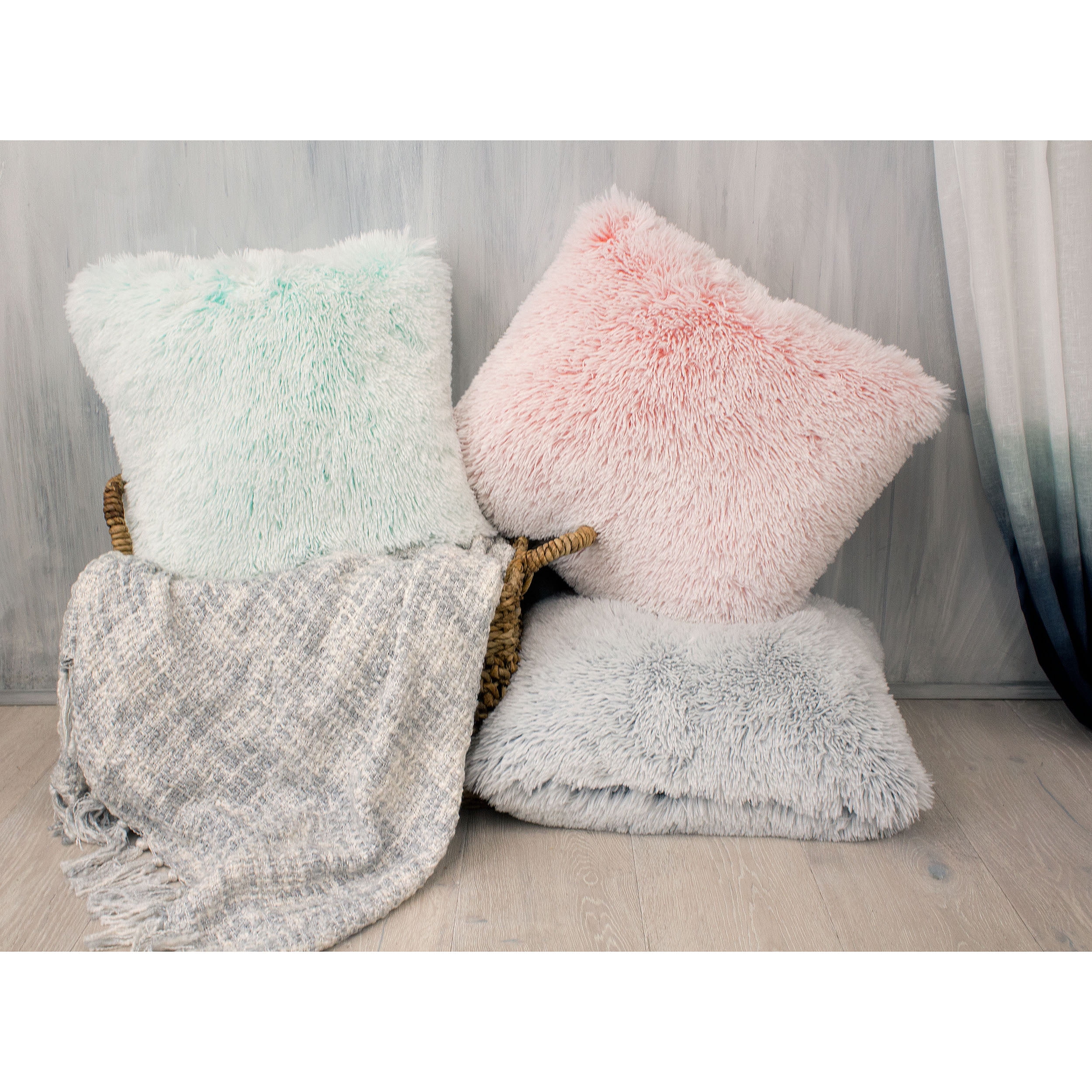 Mercedes 2 Piece Dyed Shag Decorative Pillow Set Aruba Blue White