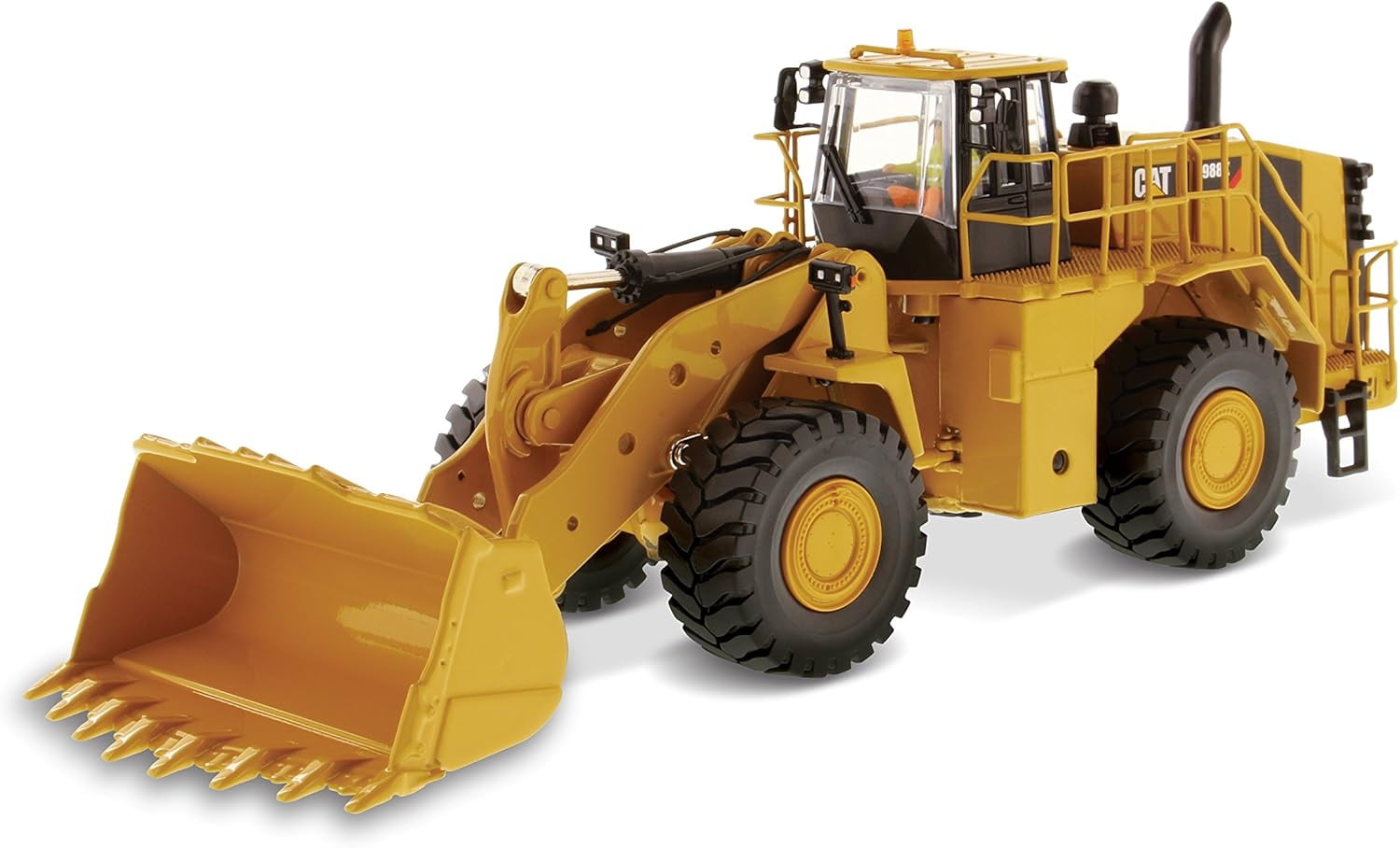 Caterpillar 657G Wheel Tractor Scraper – High Die-Cast 1:50 Scale