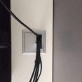 thumbnail image 4 of Juego de 4 cubiertas cuadradas para paso de cables de 80 x 80 mm para empotrar en mesa de escritorio, organizador de cables para muebles, pasacables de aluminio anodizado plateado Sincero Electrónica, 4 of 5