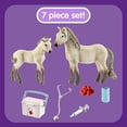 thumbnail image 1 of Schleich Horse Club, juguetes para caballos para niñas y niños, el kit de primeros auxilios de Hannah set con Schleich Schleich, 1 of 2