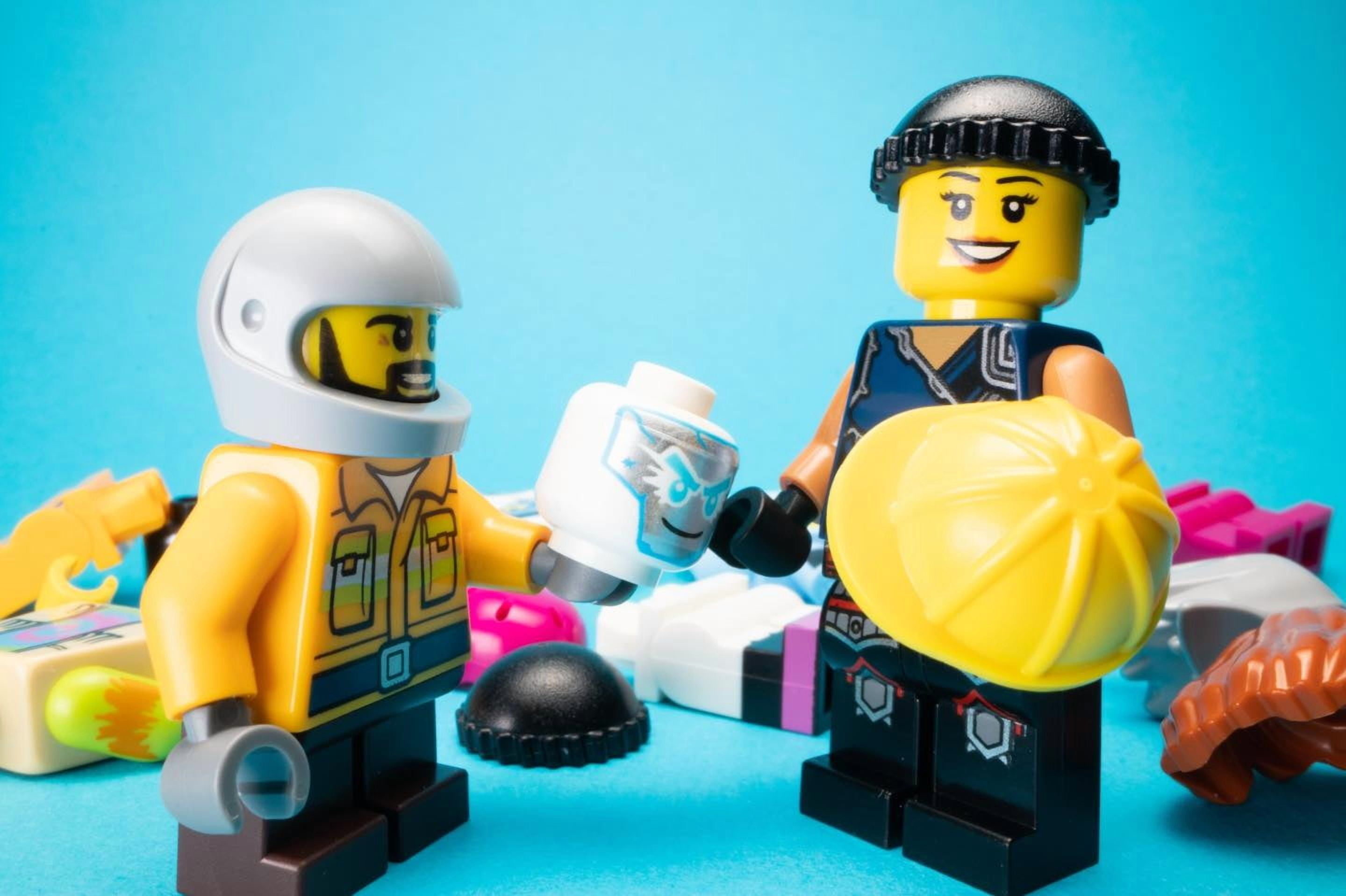 Brick Loot Random LEGO Minifigures Mystery 10-Pack Collectible Unique Characters