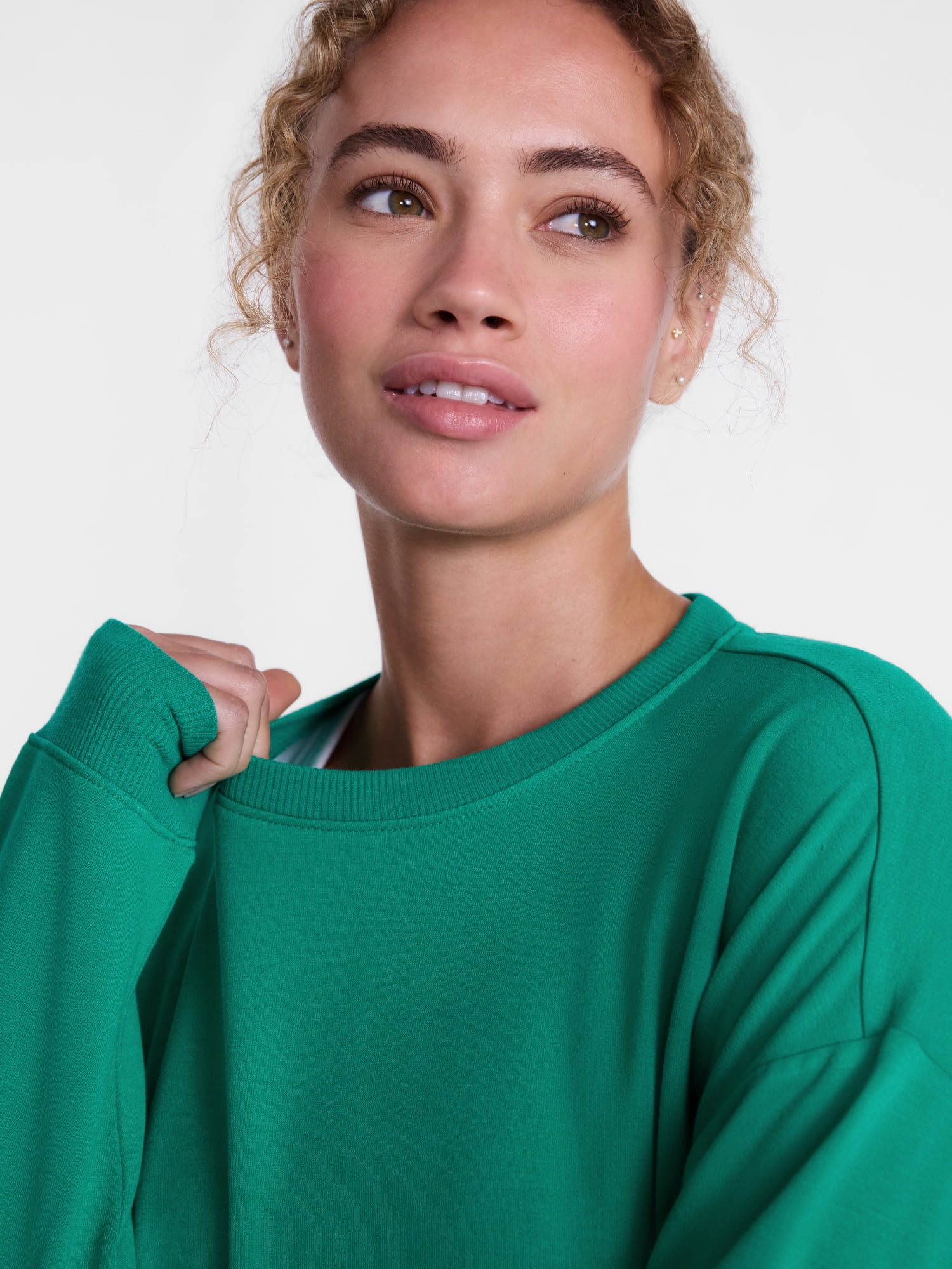 Joyspun Women's Fleece Lounge Sleep Top with Long Sleeves, Sizes XS-3X