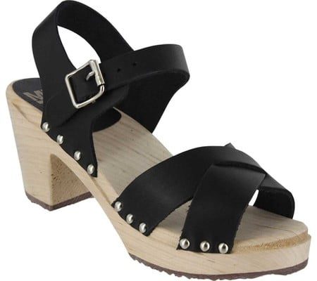 mia gertrude clog