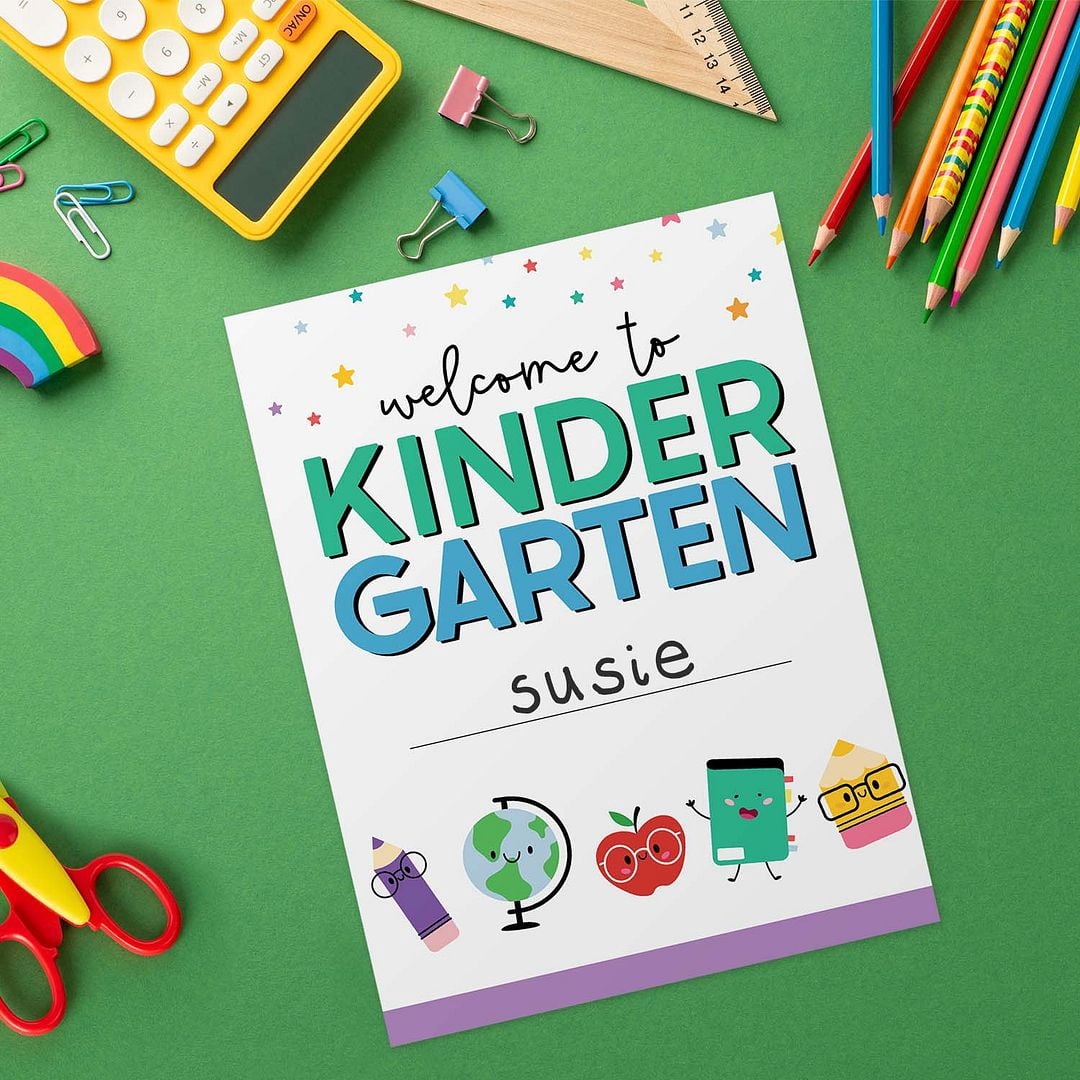 Welcome To Kindergarten Folders / 25 Colorful Classroom New Student Folders / 9" x 12" School Teacher 2 Pocket Welcome Folders / Made In The USA