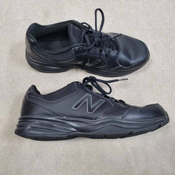 New Balance Shoes Mens 11.5 4E Black Leather Comfort Ride Walking Solid MA411LK1