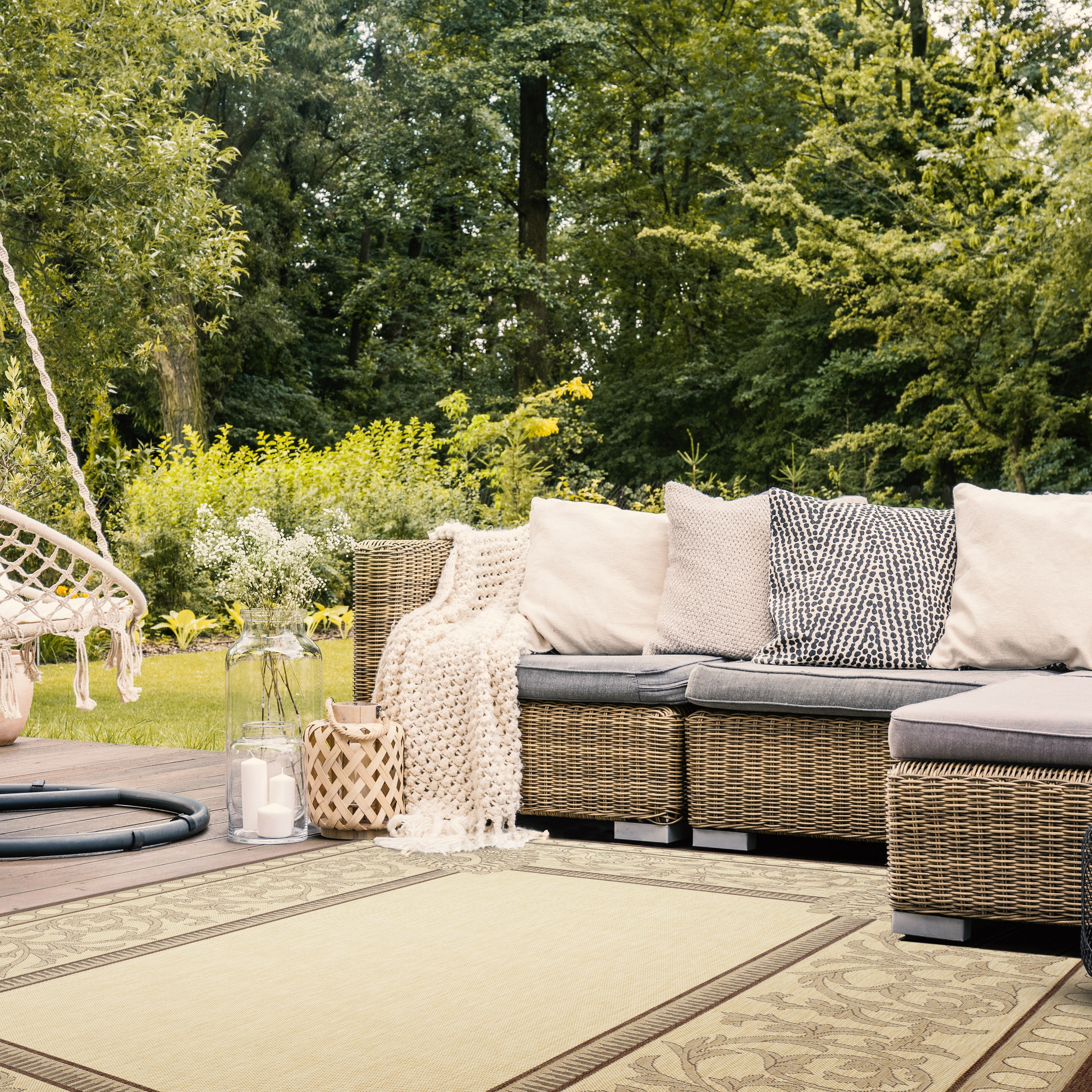 Safavieh Courtyard Cooper Botanical Indoor/Outdoor Area Rug, Natural/Chocolate, 6'7" x 9'6"