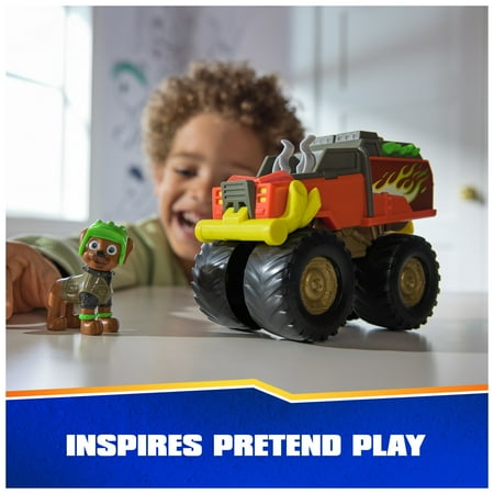 PAW Patrol: Rescue Wheels Boomer’s Truck, with Action Figure