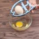 thumbnail image 3 of Abridor de huevos multifuncional 2 en 1 yuxing separador de huevos para huevos crudos verde, 3 of 5