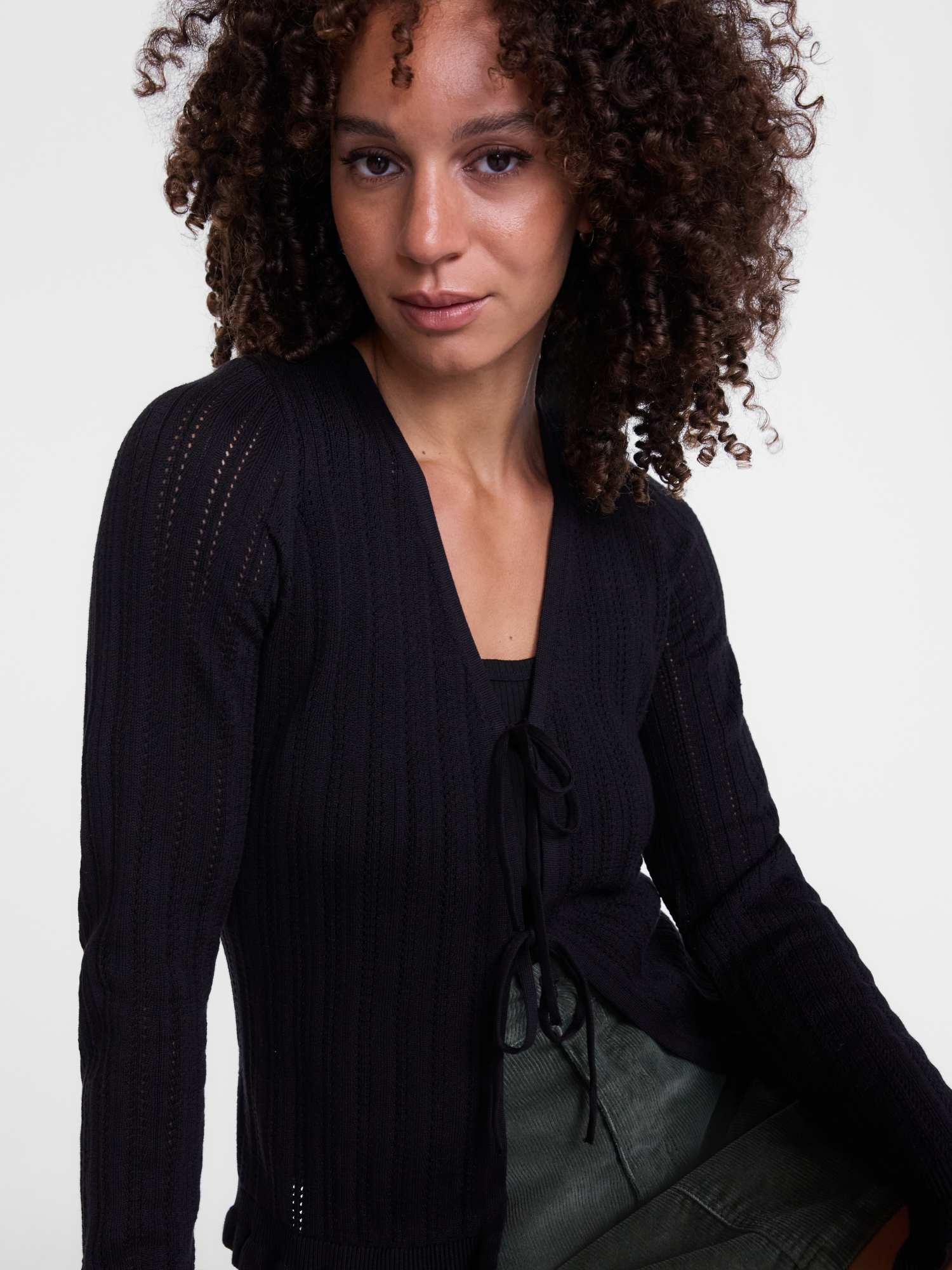 Scenario Women's Eyelet Tie-Front Cardigan Lightweight photo 5