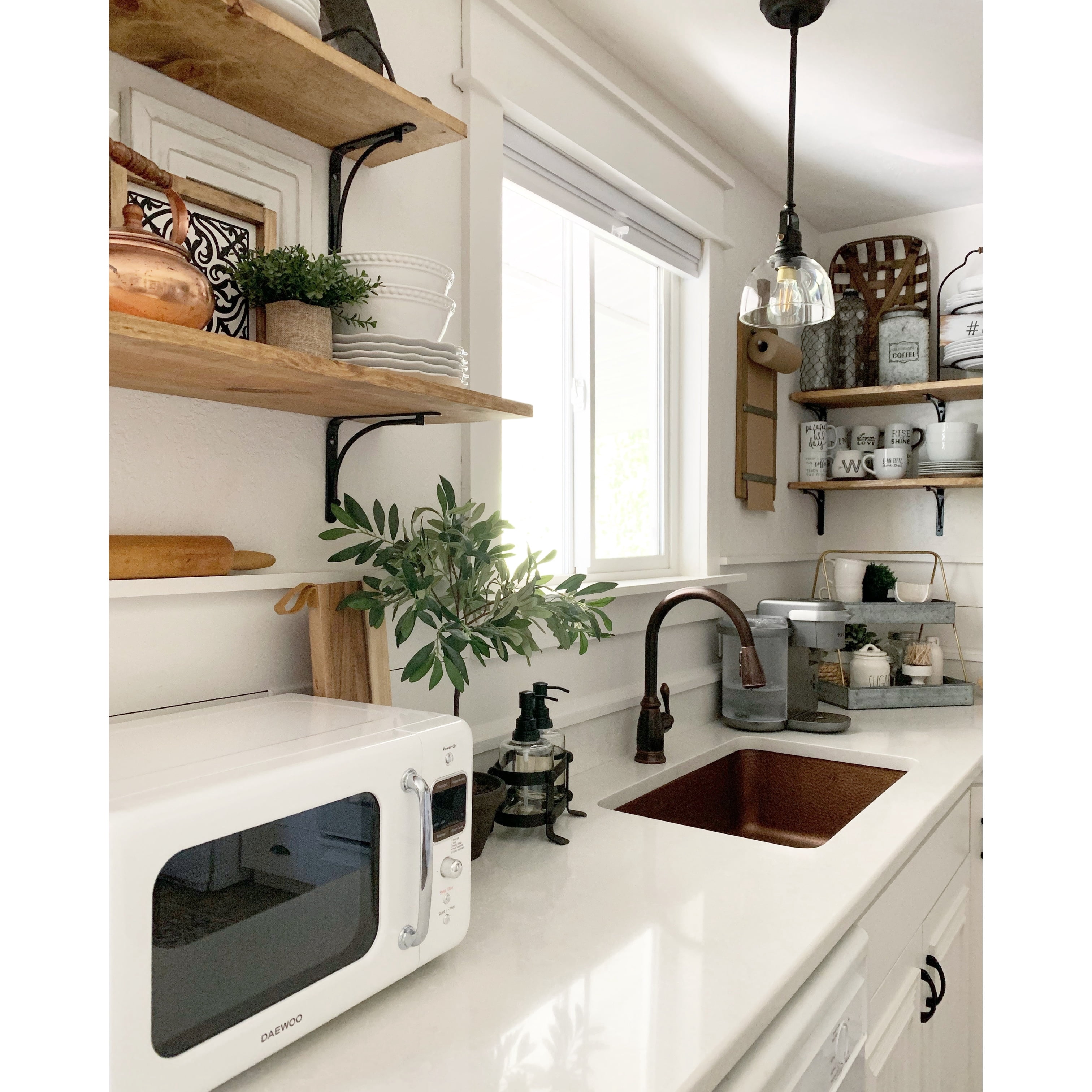 Sinkology Orwell 30'' L x 18'' W Undermount Handmade Single Bowl Kitchen Sink