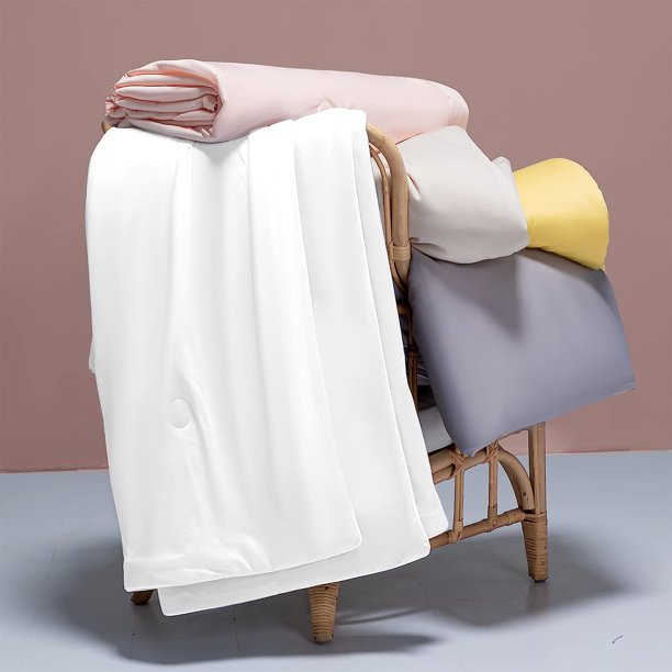 Cooling Blankets for Hot Sleepers - Cool Like Ice Cream Lightweight Blanket for Summer with Double Side Cold, Cooling Comforter, Quilt, Fabric for Bed (Throw Size 47" x 59" Pink & Beige)