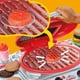 thumbnail image 3 of BBQ Grill Playset Play-Doh Sizzlin' Grill con luces y sonidos, 3 of 9