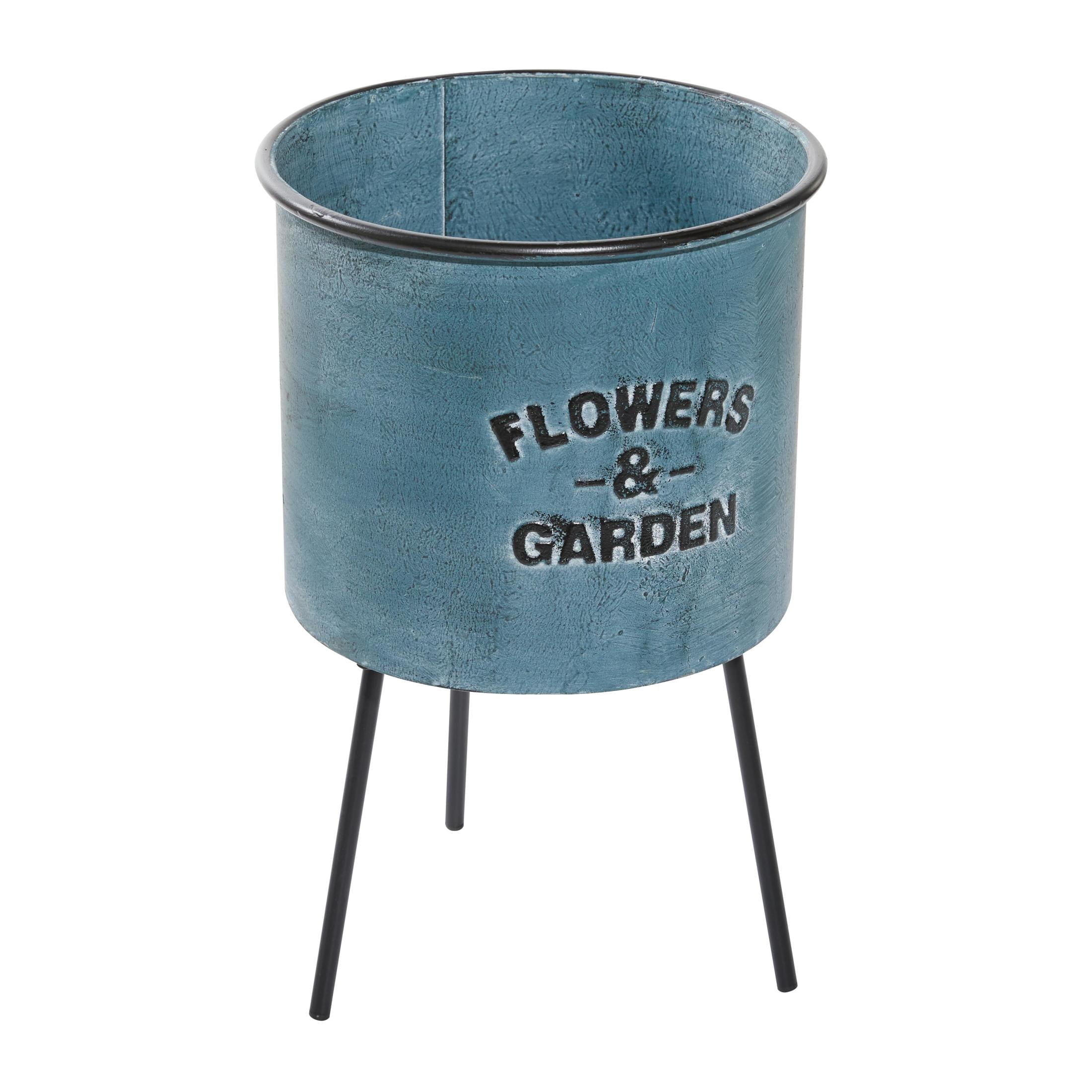 DecMode 20", 18", 16"H Blue Metal Text Planter with Flowers And Garden Text and Black Tripod Legs (3 Count)