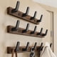 thumbnail image 4 of Zhuge Gancho de puerta de madera maciza de 1 pieza, gancho de madera de haya, gancho para abrigo, decoración de pared, dormitorio, probador, sin necesidad de perforar ganchos (blanco, 3 ganchos), 4 of 5
