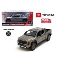 thumbnail image 2 of Modelo a escala de fundición Toyota Tacoma Trailhunter 1:24 de MiJo Exclusives, 2 of 3