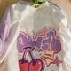thumbnail image 3 of Las camisetas de manga corta de verano de media manga que reducen la edad de las estudiantes femeninas, holgadas, de nicho retro americano, nuevo y dulce estilo de Cherry, son versátiles y modernas., 3 of 4