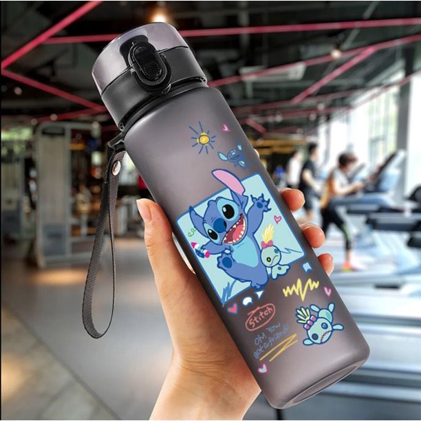 Botella de agua de Stitch de Anime de Disney para niños, vaso de agua de plástico portátil para adultos, taza de agua deportiva de alta capacidad, regalo, 560ML