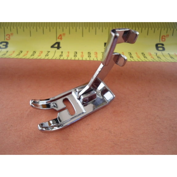 SINGER 301A 401A 403A 500A 503A 600 600E SEWING MACHINE ZIGZAG SLANT SHANK FOOT