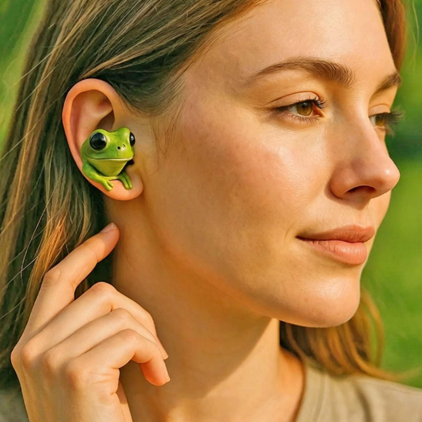 Frog Earbuds, Cute Animal Shaped Bluetooth Earbuds with Charging Case, Wireless in Ear Headphones with Deep Bass, Noise Reduction, IPX4 Waterproof, Gift for Kids and Adults (D)