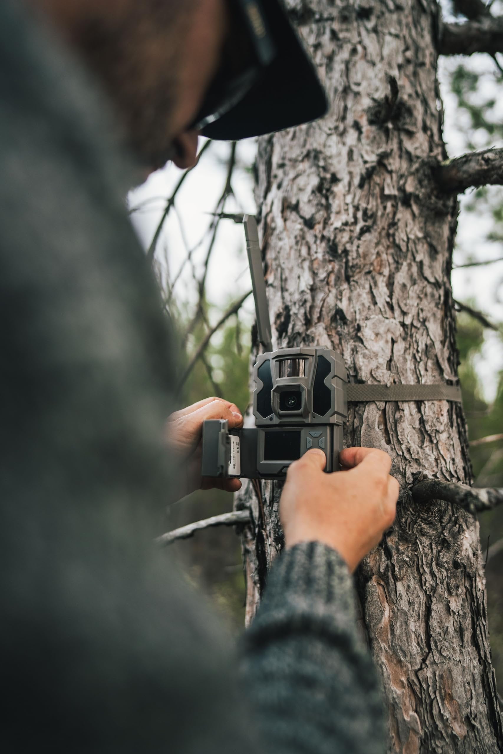 TACTACAM Reveal Pro 3.0 Cellular Trail Camera - Multi-Cellular Network, GPS, 2" LCD, No-Glow IR, Wi-Fi Enabled, HD Photos & 1080p Videos, Long Battery Life, Fast Trigger + Steel Reinforced Straps- 2PK