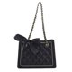 thumbnail image 1 of El nuevo bolso de hombro de cuero artificial con cadena de diamantes de moda es adecuado para bolso cruzado de mujer., 1 of 6