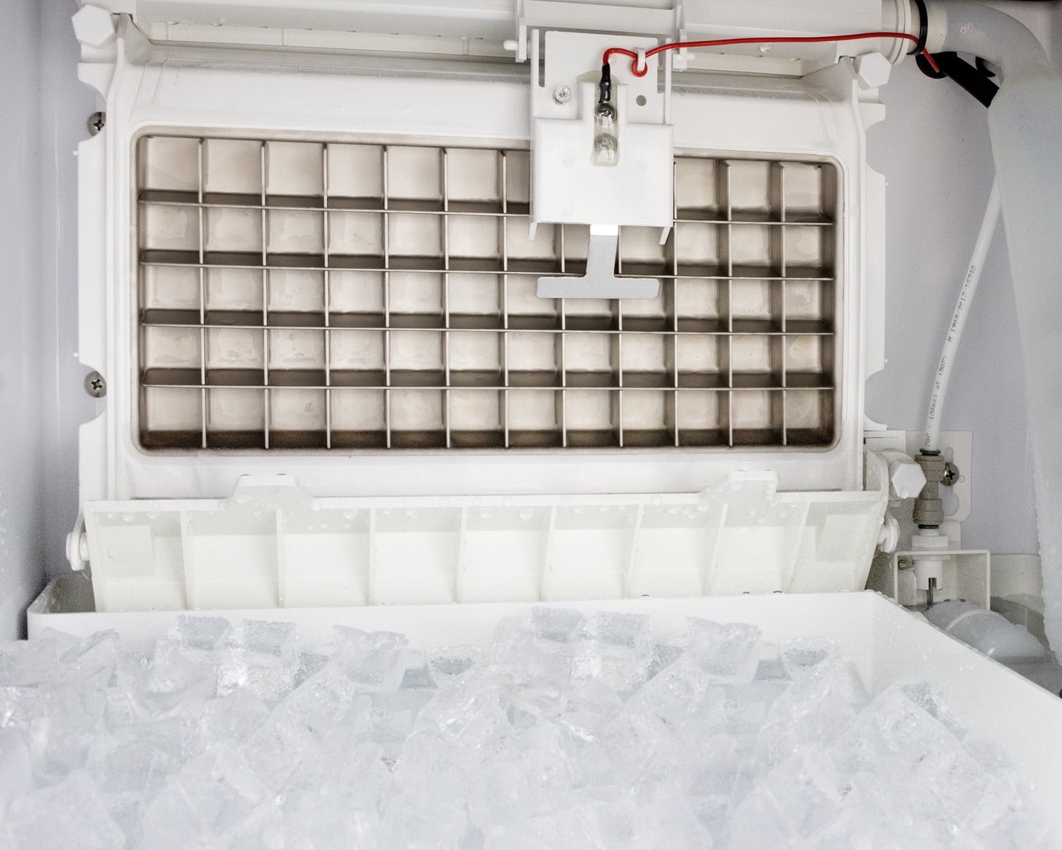 100 lb. undercounter ADA compliant commercial icemaker