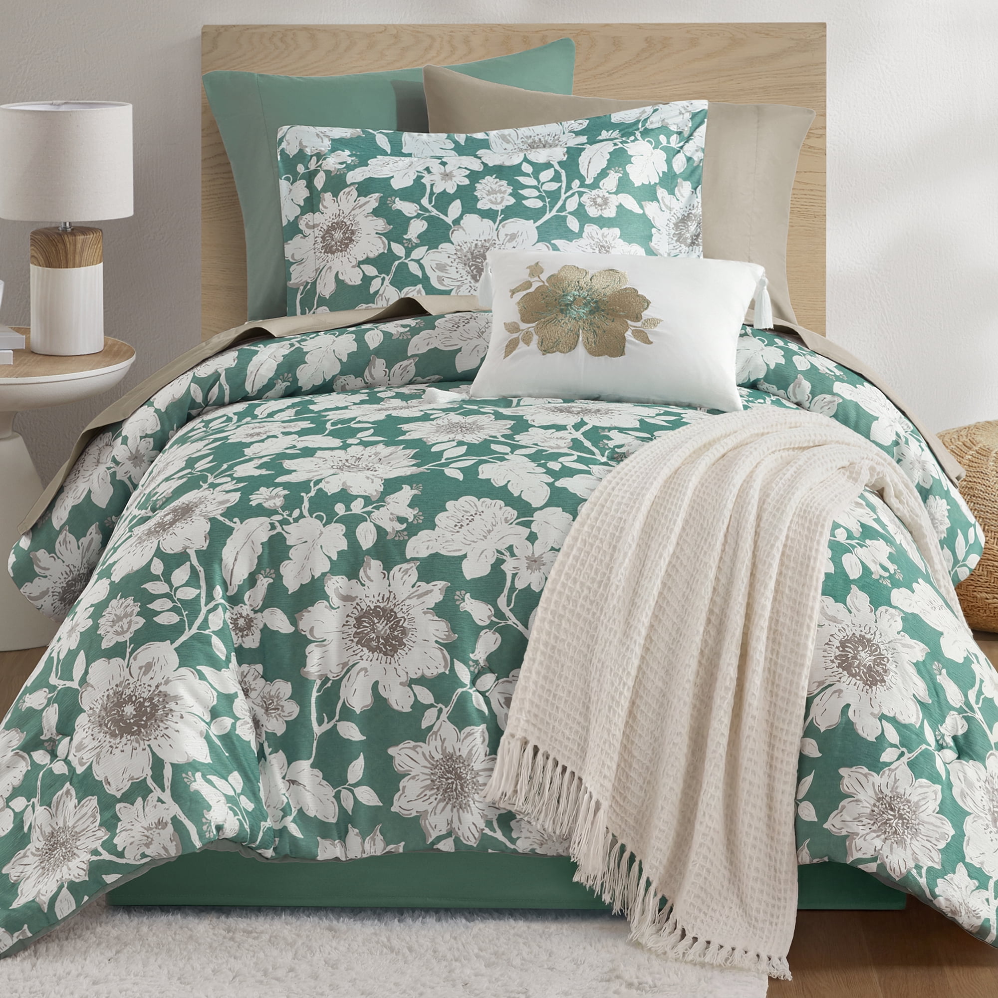 Mainstays All in One Reversible Comforter and Sheet set- 8 Piece, Twin, Green Floral