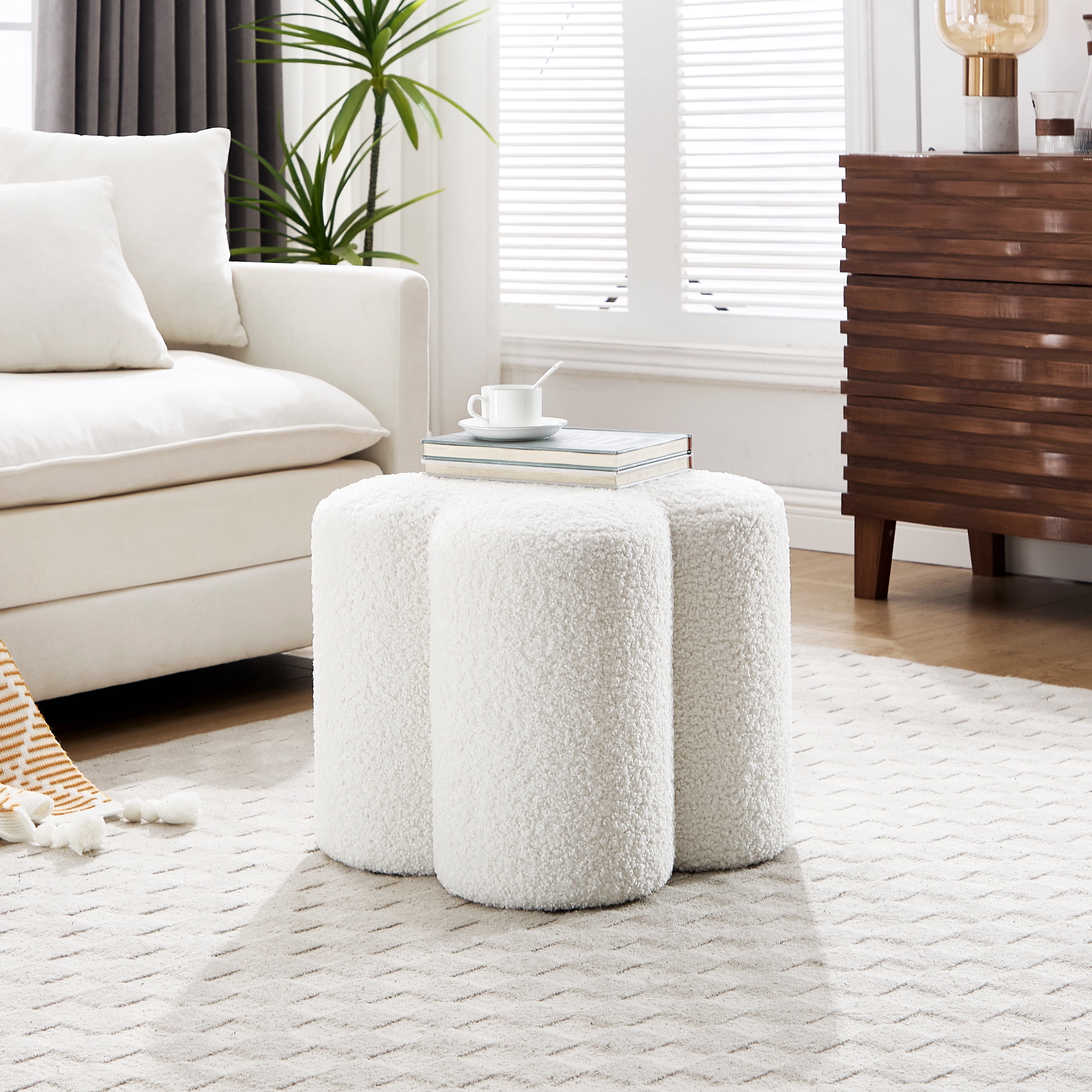 Zesthouse 18.5″Sherpa Fabric Ottoman, Modern Ottoman Coffee Table for Living Room, Flower Shaped Foot Stools, Upholstered Footrest Stool for Couch, White