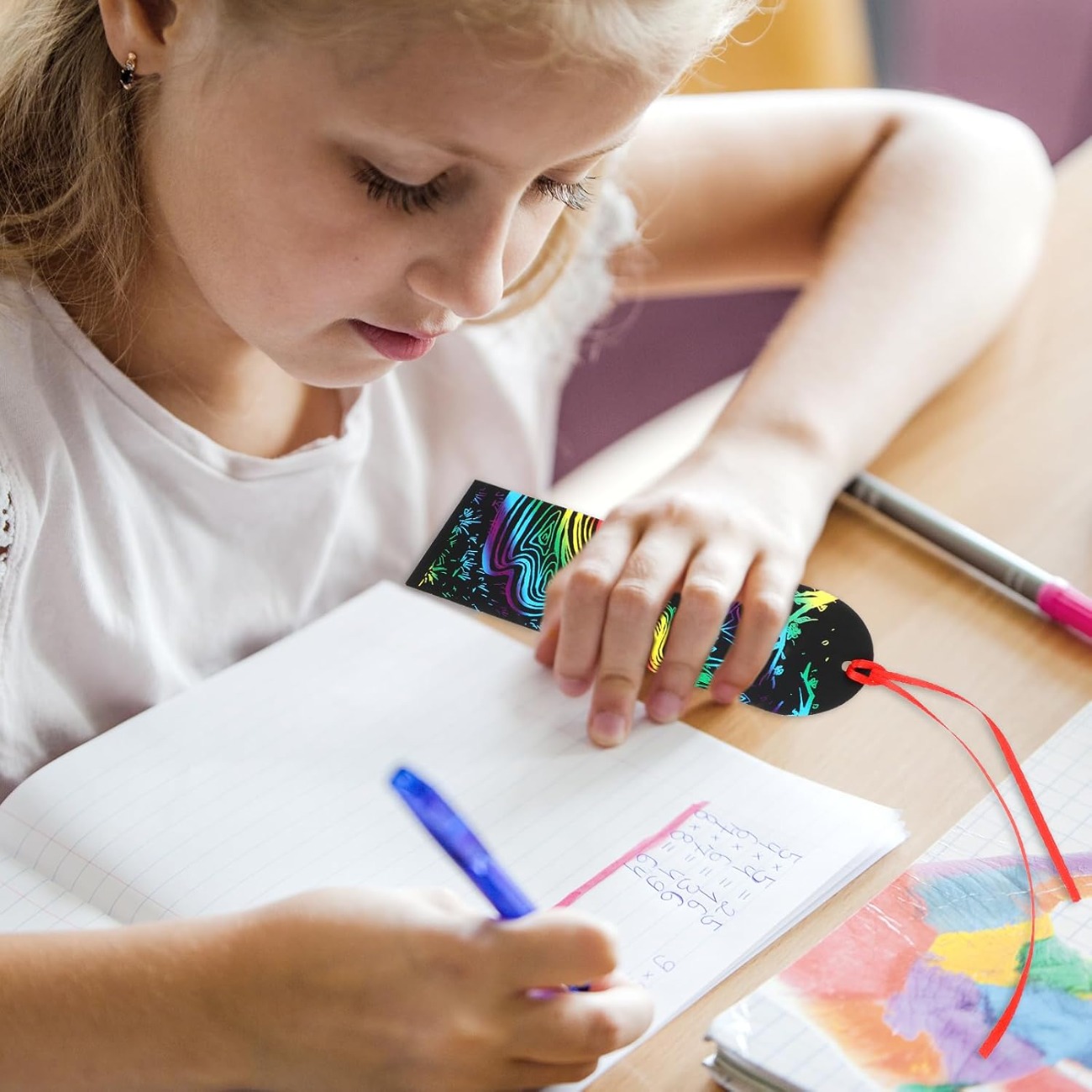 Kit Signets à Gratter – 12 Papiers D’Art + Bâton – Activité Créative Et Éducative Pour Enfants Dès 8 Ans
