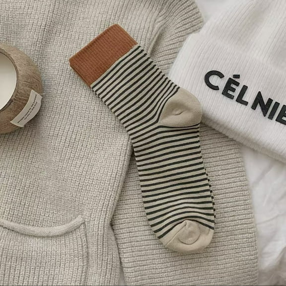 Nvzi-c 5 Pairs Retro Style Colorful Striped Socks, Cute Athletic Crew socks for Women，Brown ring