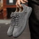 thumbnail image 4 of Zapatos de hombre populares de otoño, zapatos casuales de tendencia juvenil, zapatos de tabla coreanos para jóvenes, zapatos casuales de cuero de gran tamaño, 4 of 6