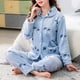 thumbnail image 4 of Pijamas cálidos con estampado de puntos para mujer, Conjunto de pijama de franela para mujer, estilo coreano grueso, Tops y pantalones de dibujos animados encantadores, invierno, 2 piezas, 4 of 4