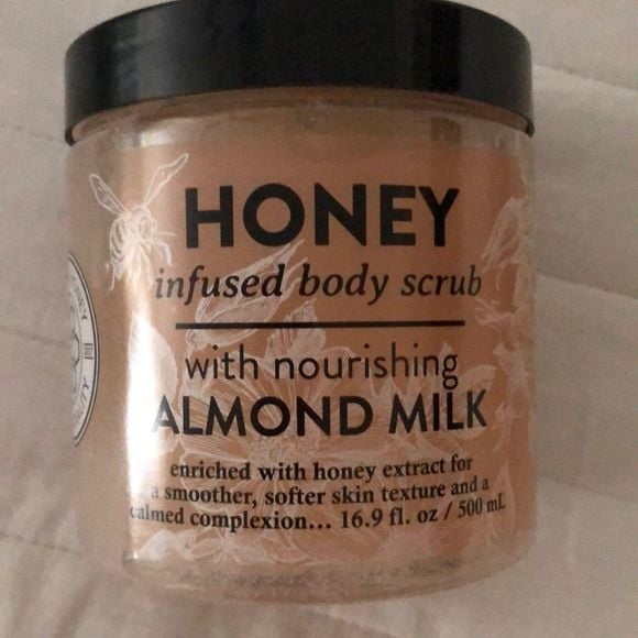 Honey Infused Body Scrub With Almond Milk 16.9 fl.oz