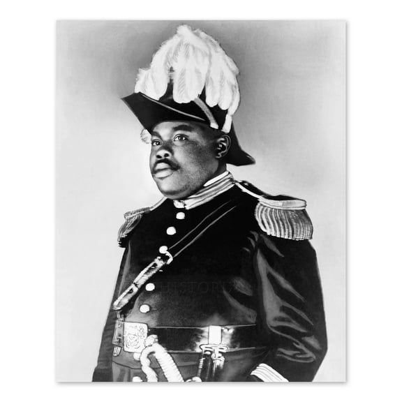 HISTORIX Vintage 1923 Marcus Garvey Poster Photo - Vintage Portrait Photo of Marcus Mosiah Garvey in Uniform Facing Left Print Wall Art