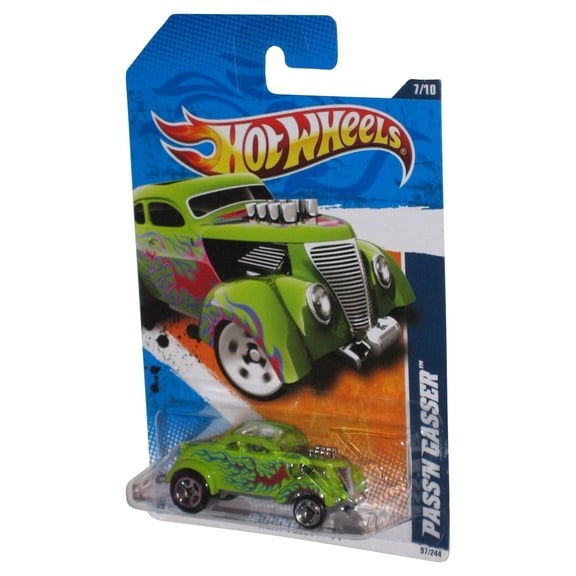 Hot Wheels Heat Fleet '11 7/10 (2010) Green Pass'N Gasser Toy Car 97/244