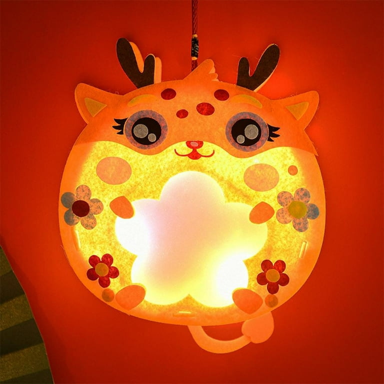 3D Art Kit for Kids - Makes a Light-Up Animal Lantern with Felt