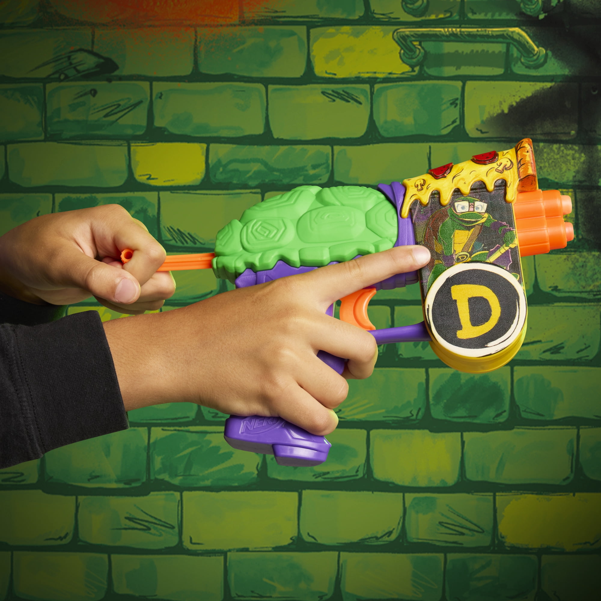 Nerf Teenage Mutant Ninja Turtles Donatello Blaster, 4 Nerf Elite Darts, Gifts for 8 Year Old Boys & Girls & up