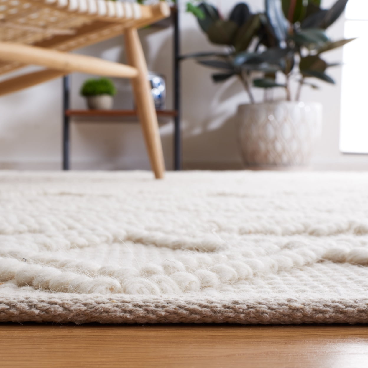 SAFAVIEH Natura Cahir Diamond Area Rug, Ivory, 8' x 10'