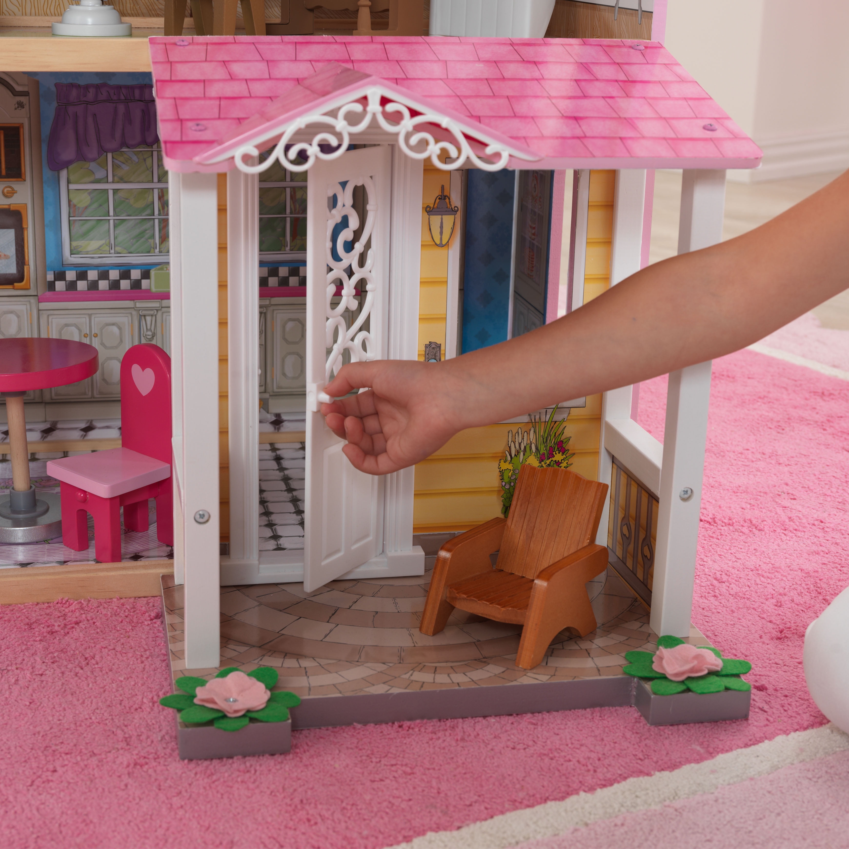sweet and pretty dollhouse