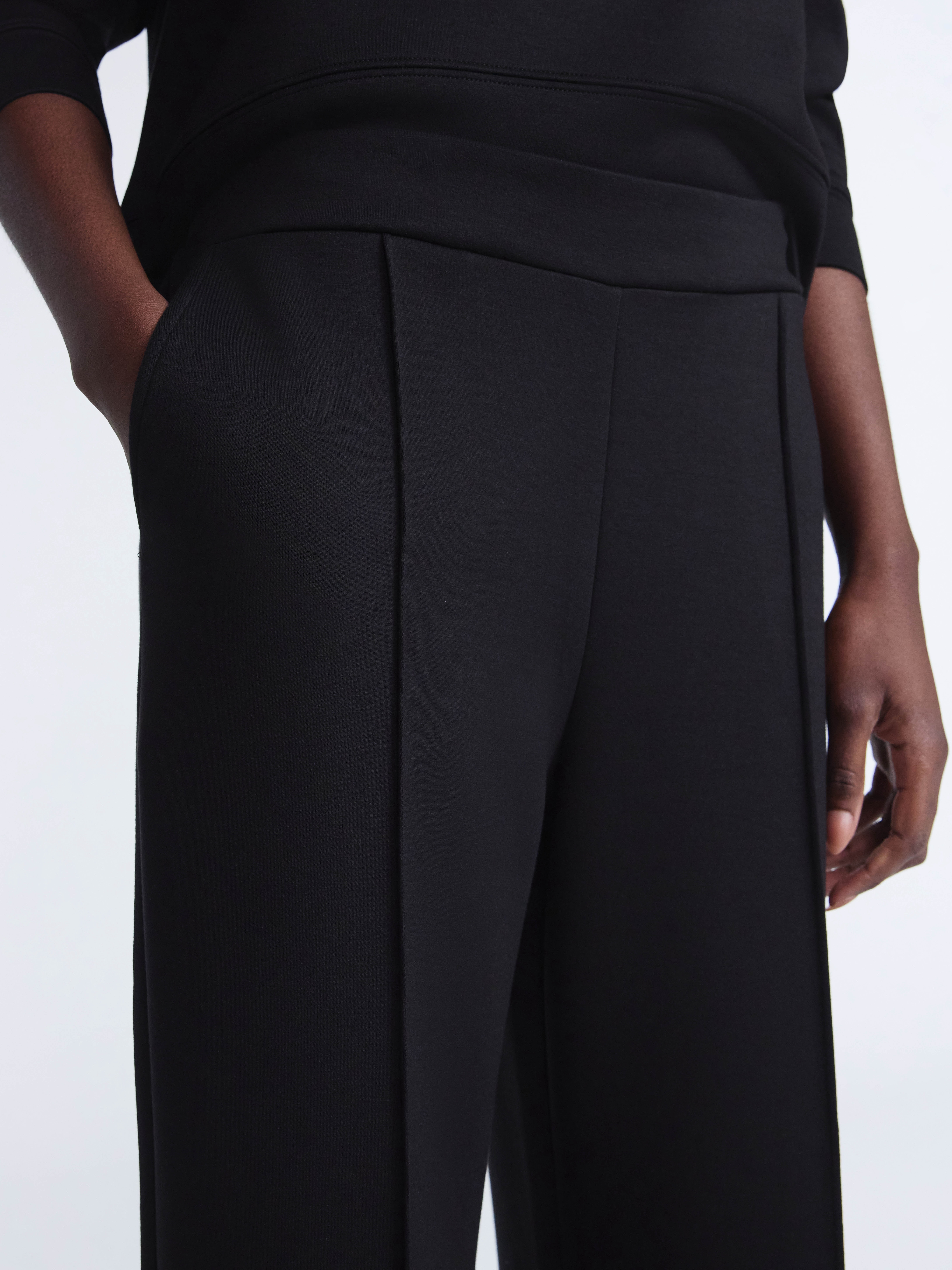 Scoop Women’s and Women’s Plus New Scubaknit Seamed Sweatpants, Regular and Short Lengths, Sizes XS-4X