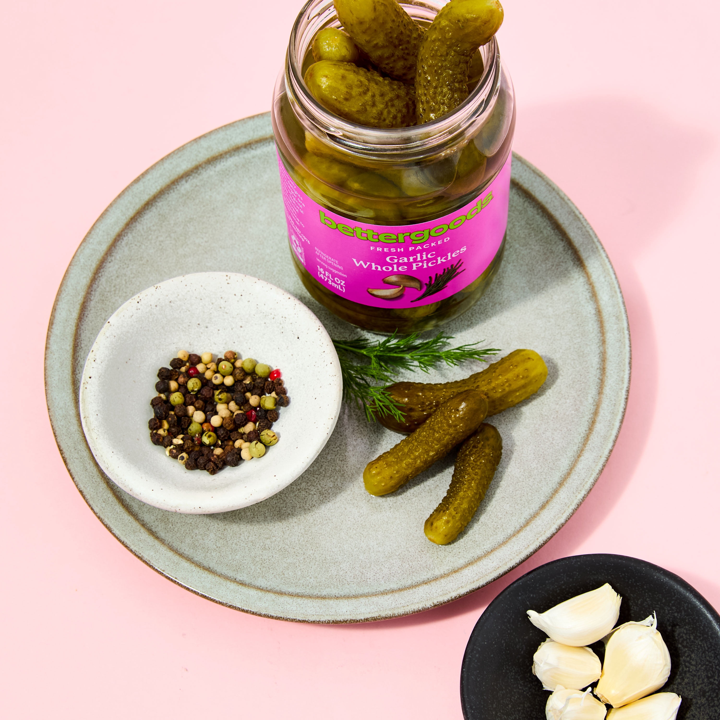 bettergoods Garlic Whole Pickles, 16 fl oz Jar