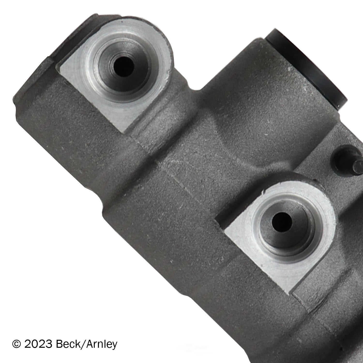 Beck Arnley Brake Master Cylinder 072-0035 Fits select: 2014-2018 KIA FORTE, 2012-2017 HYUNDAI VELOSTER