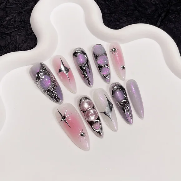ERNA 10 Pcs Ongles Pressés Noirs Faits à la Main Faux Ongles Couverture Complète Contraste Métallique Dégradé Manucure Artificielle Embouts d'Ongles Portables, 16-S