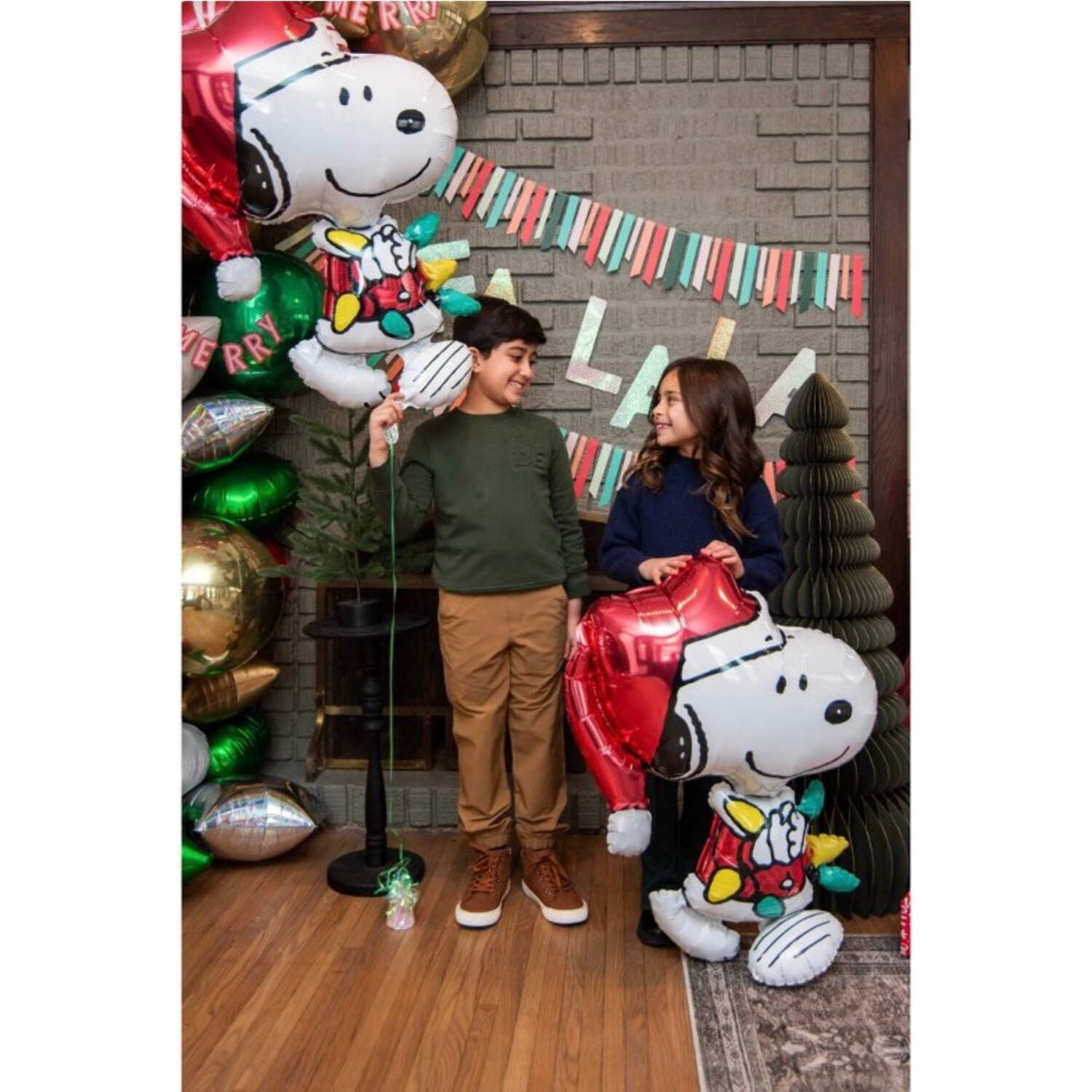 LRG SHP PEANUTS SANTA SNOOPY