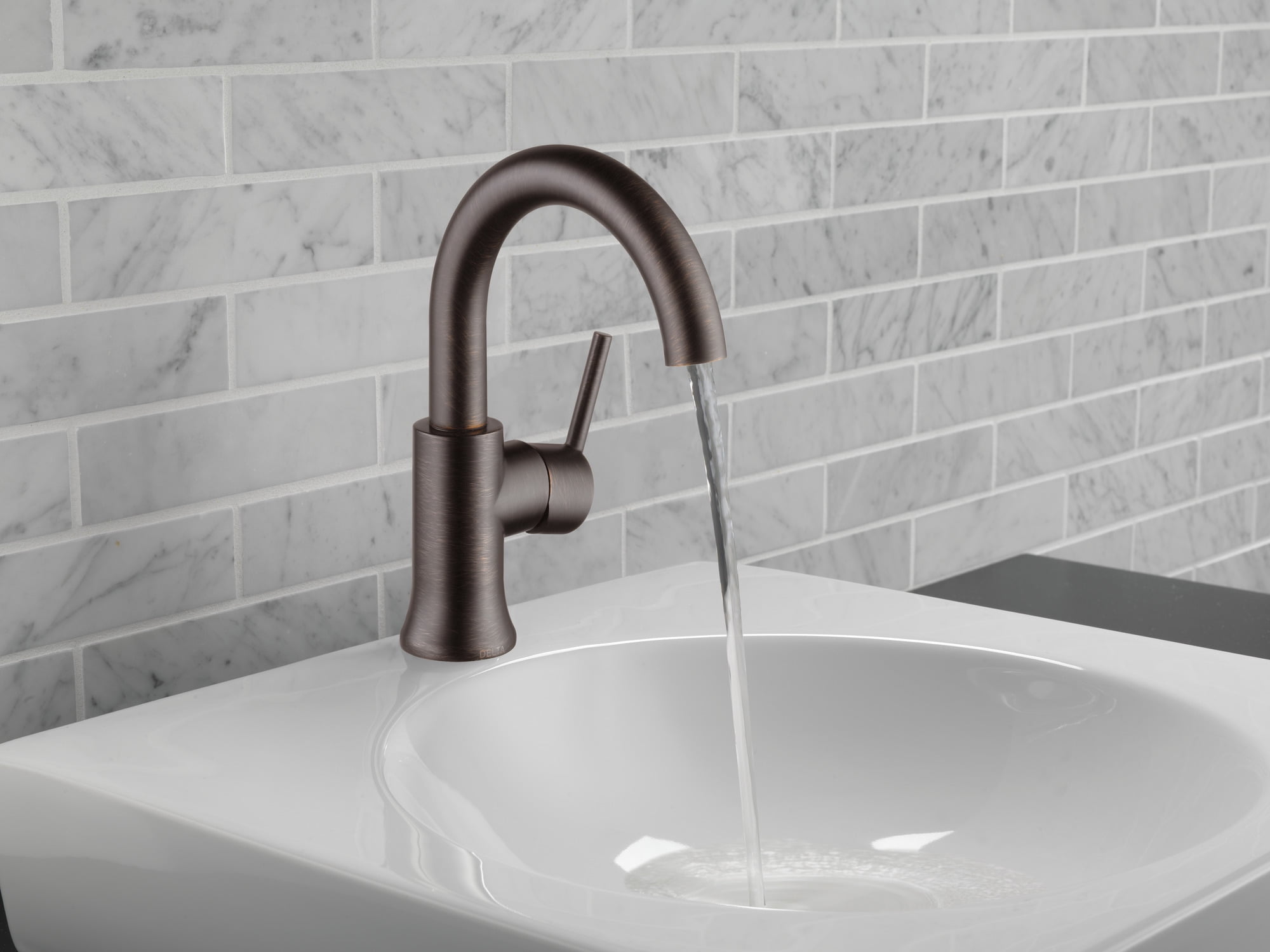 Delta Trinsic Single Handle High-Arc Spout Bathroom Faucet in Venetian Bronze 559HA-RB-DST