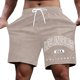 thumbnail image 1 of Pantalones cortos casuales con estampado de letras estilo urbano para hombre, ligeramente elásticos, de poliéster, 1 of 4