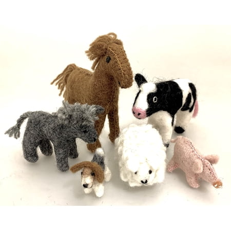 Papoose Toys – Fairtrade toy figures of felt handmade farm animals children s play set with c