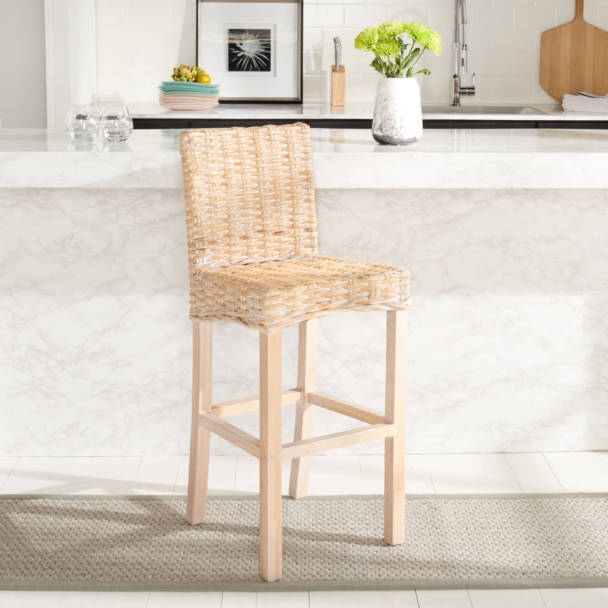 SAFAVIEH Tobie Rattan Bar Stool with Footrest, Natural White Wash