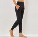 thumbnail image 3 of Pantalones de yoga para el día a día: pierna recta con bolsillos laterales, nailon y spandex, puños ajustables, comodidad para todas las estaciones, 3 of 6