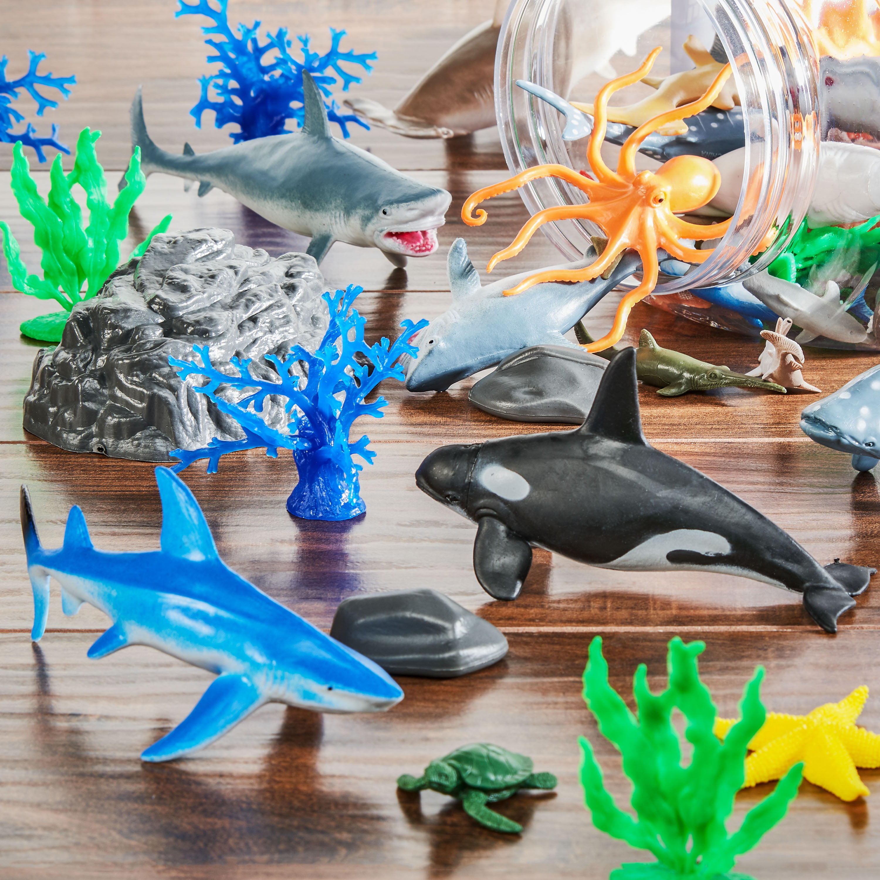 Underwater Adventures Sea Animal Playset 40pcs Plastic Storage Jar for sale online